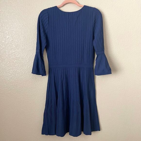 Lilly Pulitzer Dress Womens Medium Navy Blue Brandi High Rise Ribbed Knit Mini - Picture 8 of 12